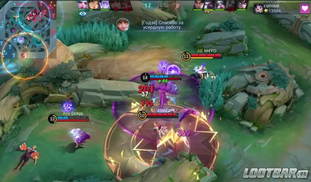 Alice в плотной сборке постепенно выигрывает затяжной бой в Mobile Legends