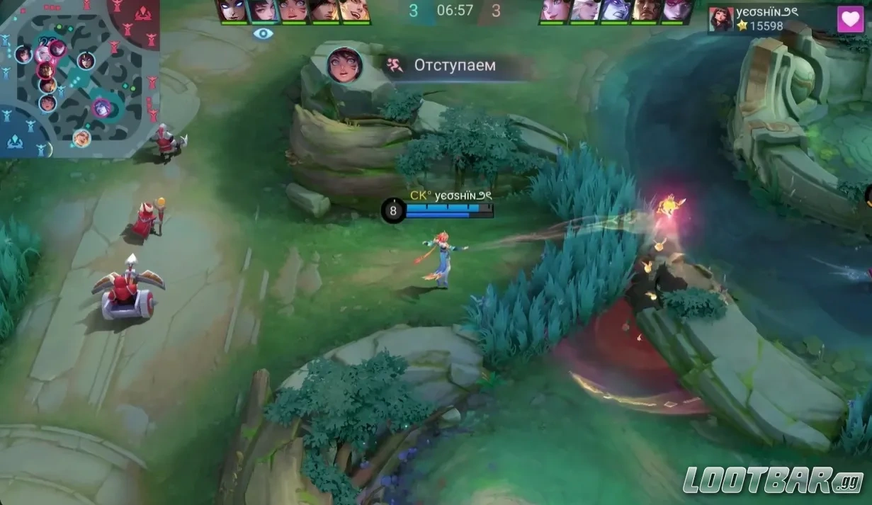 Zhuxin контролирует драку, держит дистанцию и стабильно влияет на бой в Mobile Legends