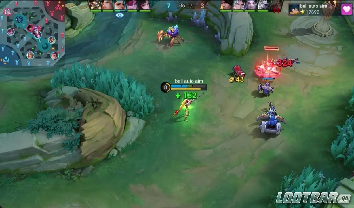 Lesley остаётся популярной, хотя в соло-ранге часто слишком поздно выходит на пик силы