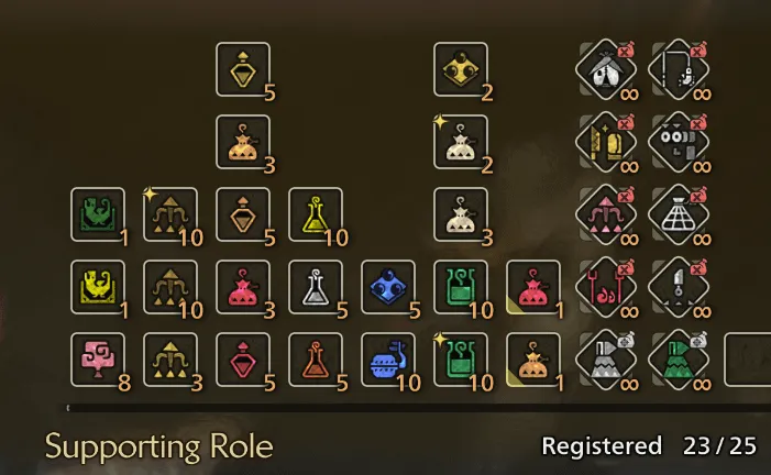 Hunter item loadout screen with traps and potions