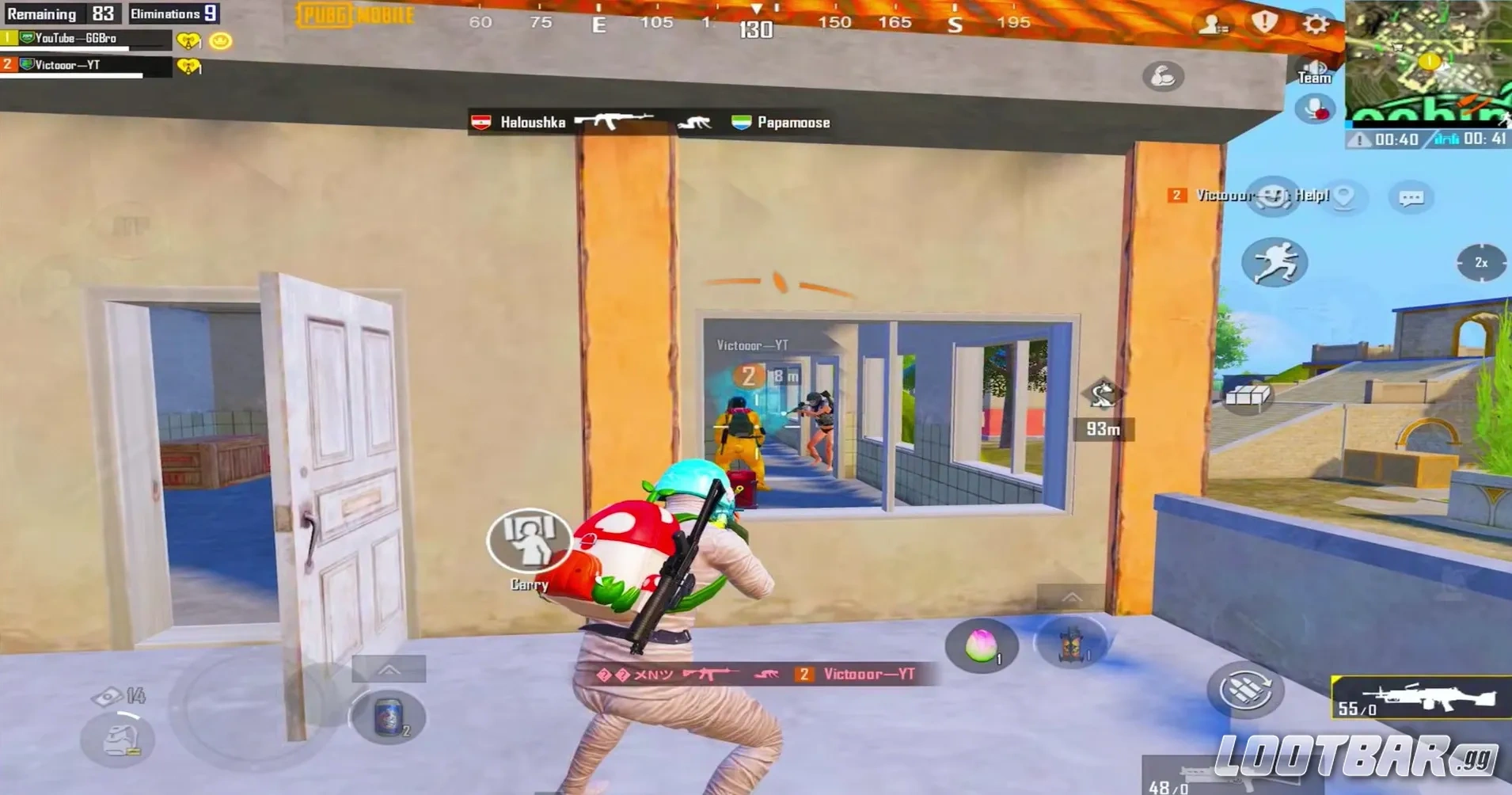 Тиммейт отвлекает врага, а второй игрок забирает его сзади PUBG Mobile